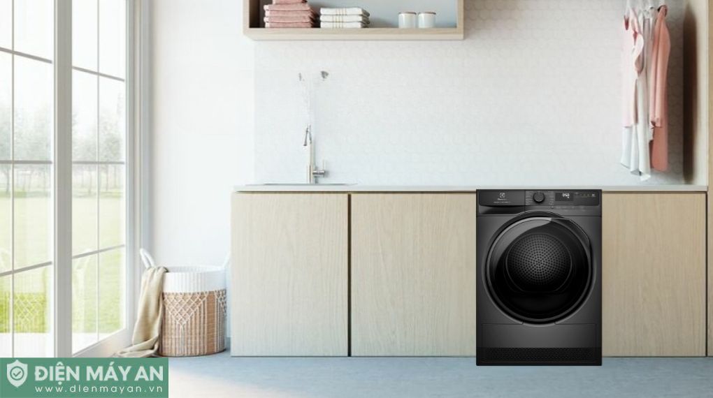 Máy Sấy Bơm Nhiệt Electrolux UltimateCare 8 Kg EDH803J5SC